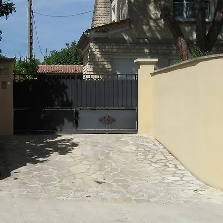 Clos Marjolie Guest house Caromb